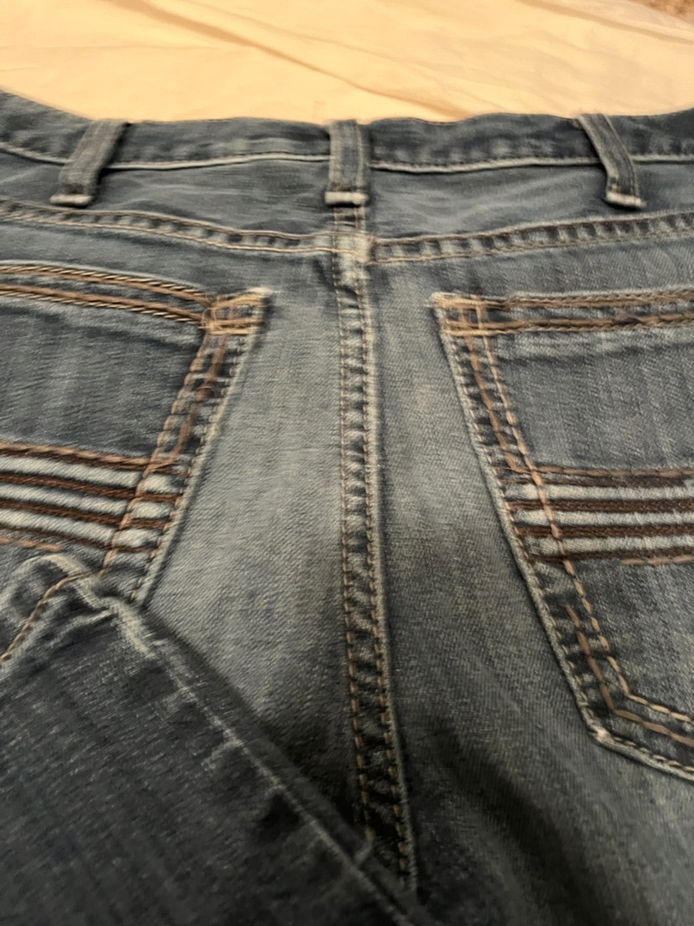 Cinch Ian Mens  Boot Cut Jeans in Light Blue Wash
Size 36x36 - Picture 8 of 8